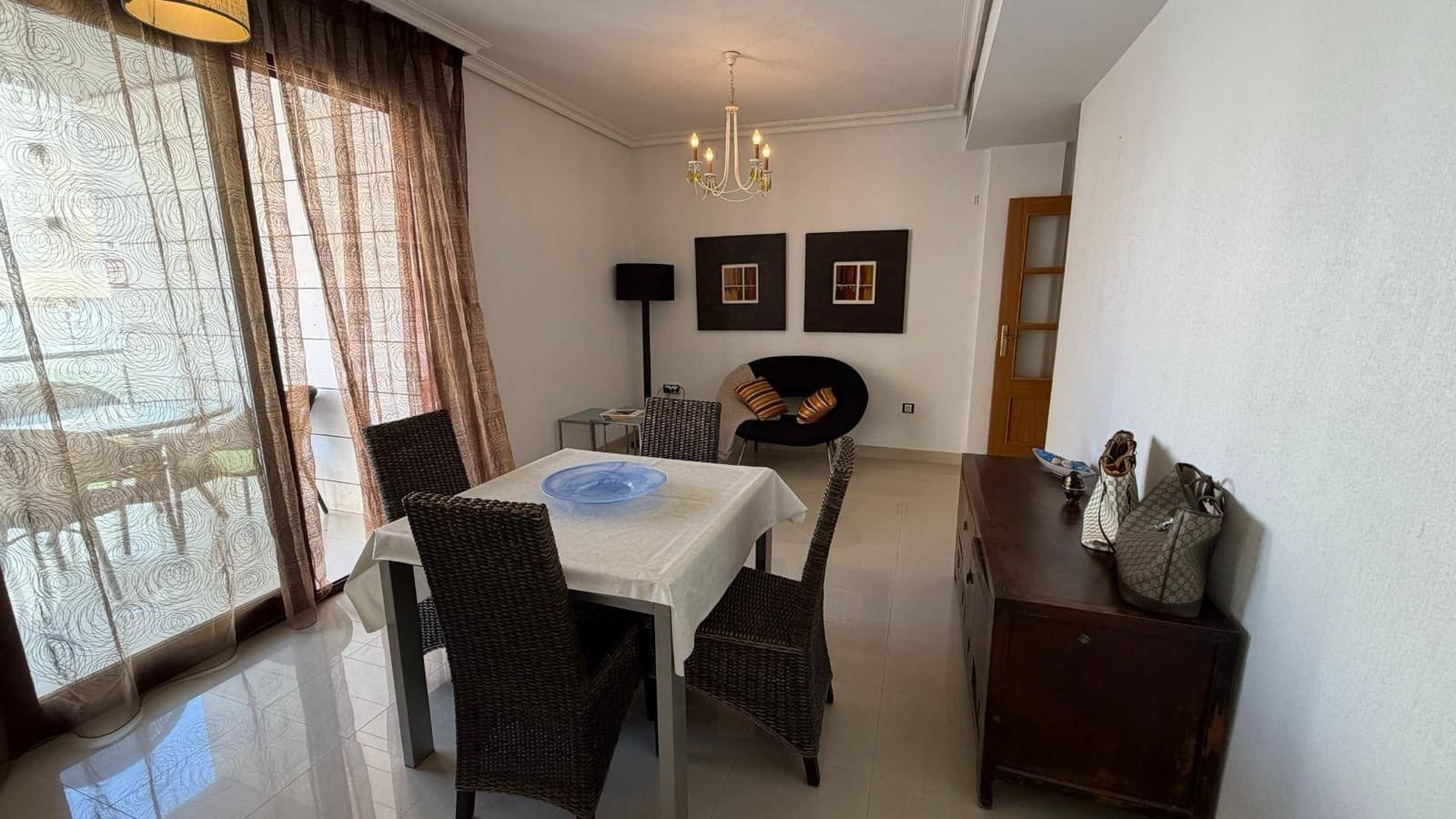 Apartament 50 m od plaży, 3 sypialnie | Playa de los Locos, Torrevieja
