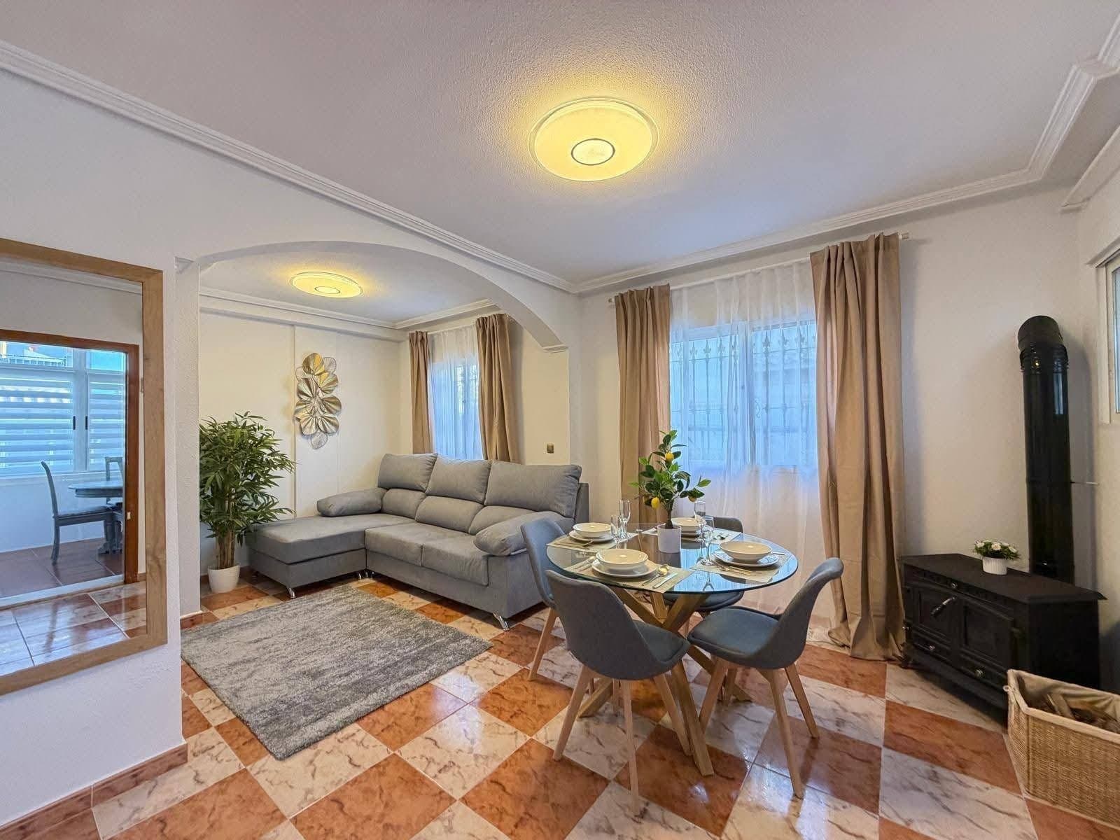 Szeregówka z solarium i widokiem na morze | Las Filipinas, Orihuela Costa